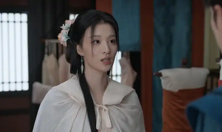 王夫人的扮演者,高露.