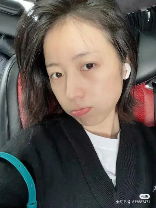 周雨彤  老婆素颜也这么美 谁能不爱呢