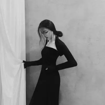 黑白御姐女头骚气范 超拽霸气御姐范头像