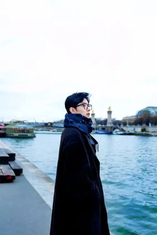 有没有还没睡的#肖战 #日常见肖战 - 抖音