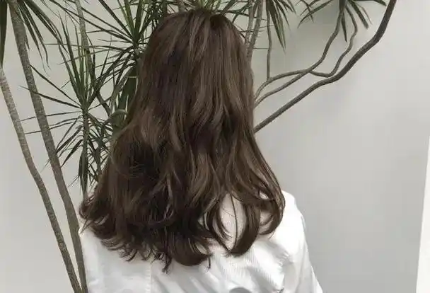 每年染发2次10年后确诊癌症医生提醒5类人确实不适合染发