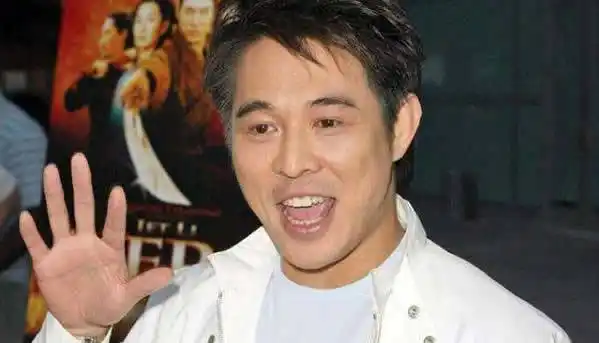 林立果与李连杰是父子吗