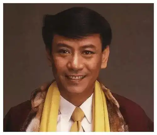 香港10位地位最高的歌星四大天王只有他入围第1名当之无愧