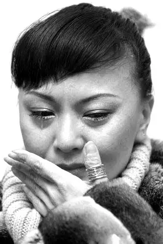 曾与高峰为私生子闹上法庭的王纳文