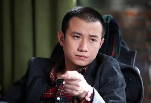 《失恋33天》主角文章荧幕造型大盘点(高清组图)