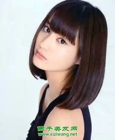 因为平刘海齐肩直发发型的塑造出来之后,相信很多女生都会增添了更多