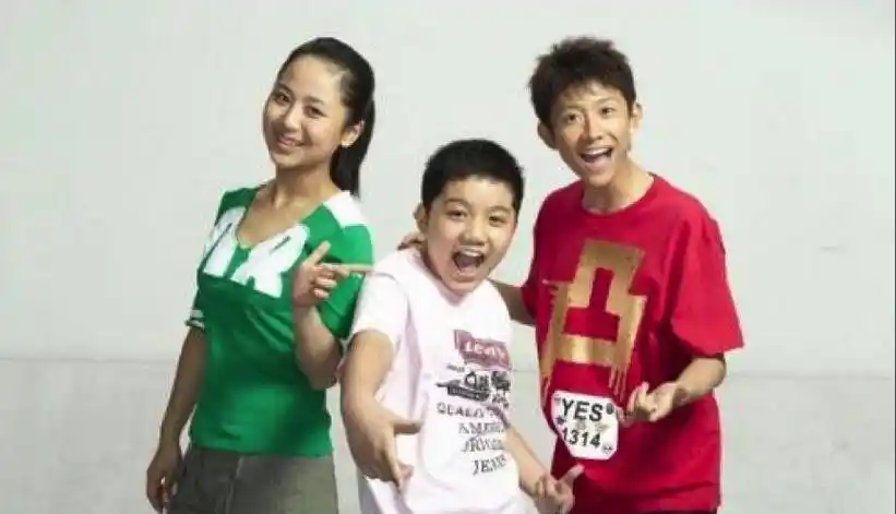 他3岁半就红遍全国,曾和张一山杨紫齐名,20年后却因长相没戏拍_尤浩然