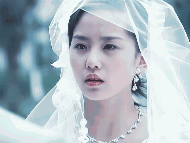 刘诗诗#婚纱造型9699    @刘诗诗@刘诗诗@刘诗诗