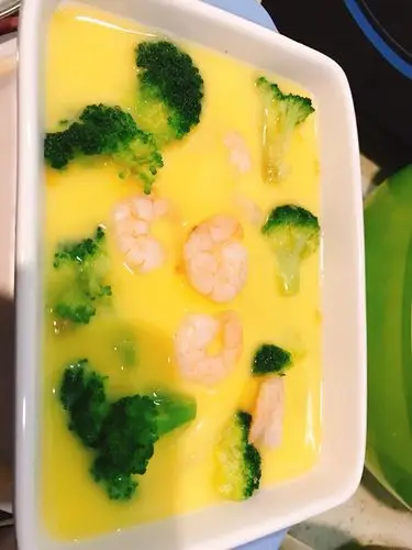 西兰花豆腐虾仁奶香蒸蛋