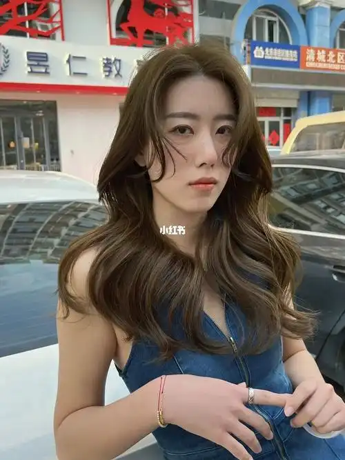 显白高级质感的青棕色