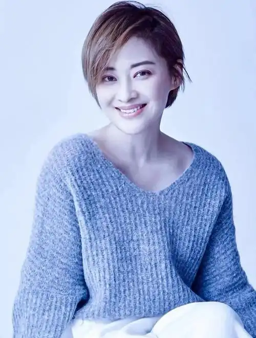 "金丝雀"梅婷:受京圈大佬赏识,却遭前夫抛弃,36岁终嫁良人-度小视