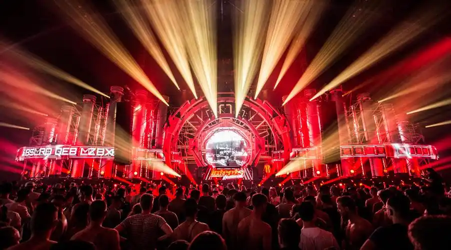 大型音乐节舞台设计图_齐家网装修效果图