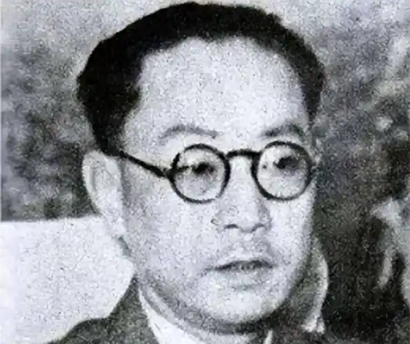 原创49年风筝原型被捕毛人凤画圈准备将其处决他奇迹逃生