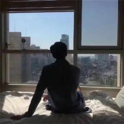 男背影欧美头像一个人演译冬季的悲伤