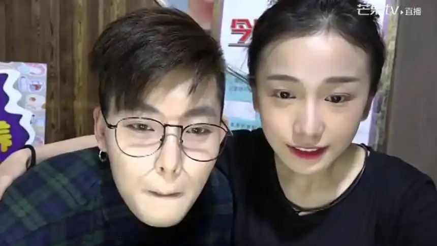 姜梓新颜值飙升圈粉周晨晞 大放搂肩杀甜蜜齁人-综艺-高清视频在线