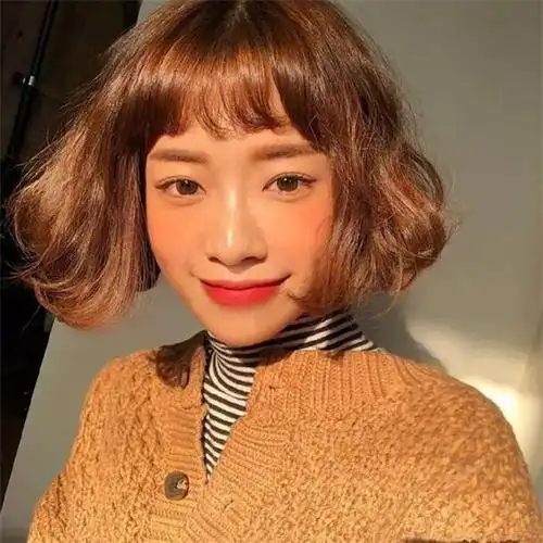 韩式短发水波纹卷发 复古风风潮快来看看吧