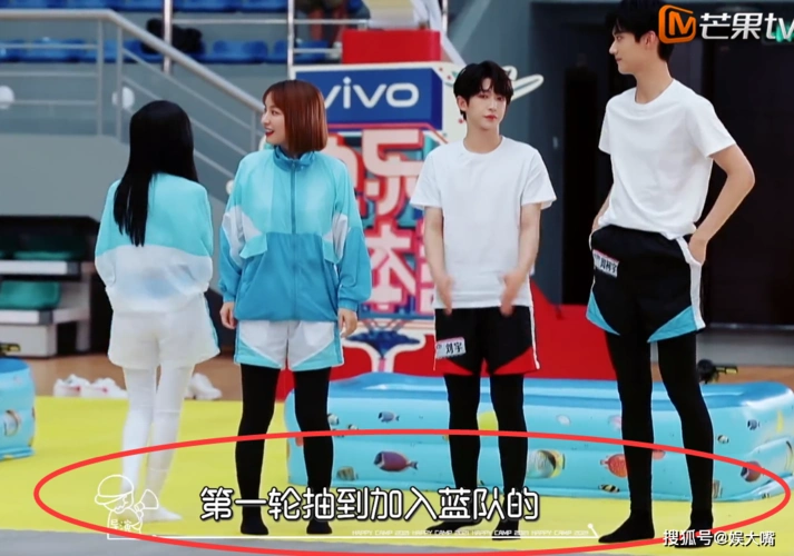 原创鞠婧祎和吴昕的身高差距到底是多少穿鞋前后差距有点大