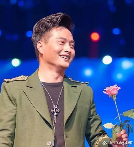 歌手演员云飞# 2017.10.16,敖丽芳我爱. 来自云飞音悦频道 - 微博