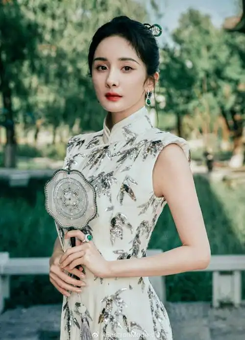 杨幂旗袍 古韵美人##新中式穿搭大赛