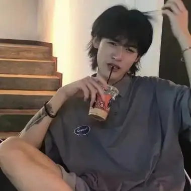 男生头像帅气高冷真人,触景生情这才是我喜欢的男头