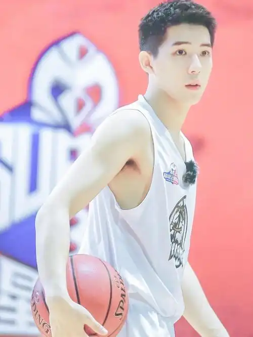 只有我欣赏他打篮球王安宇