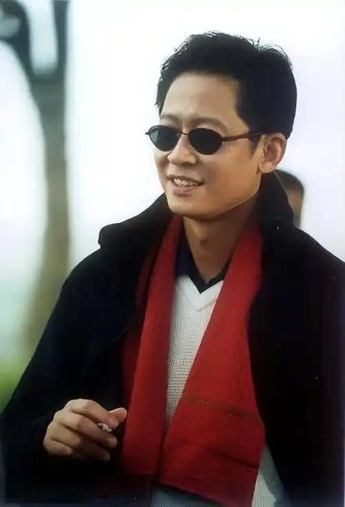 42岁迎娶小10岁名模的王志文,如今的他,证实了陈道明说得没错