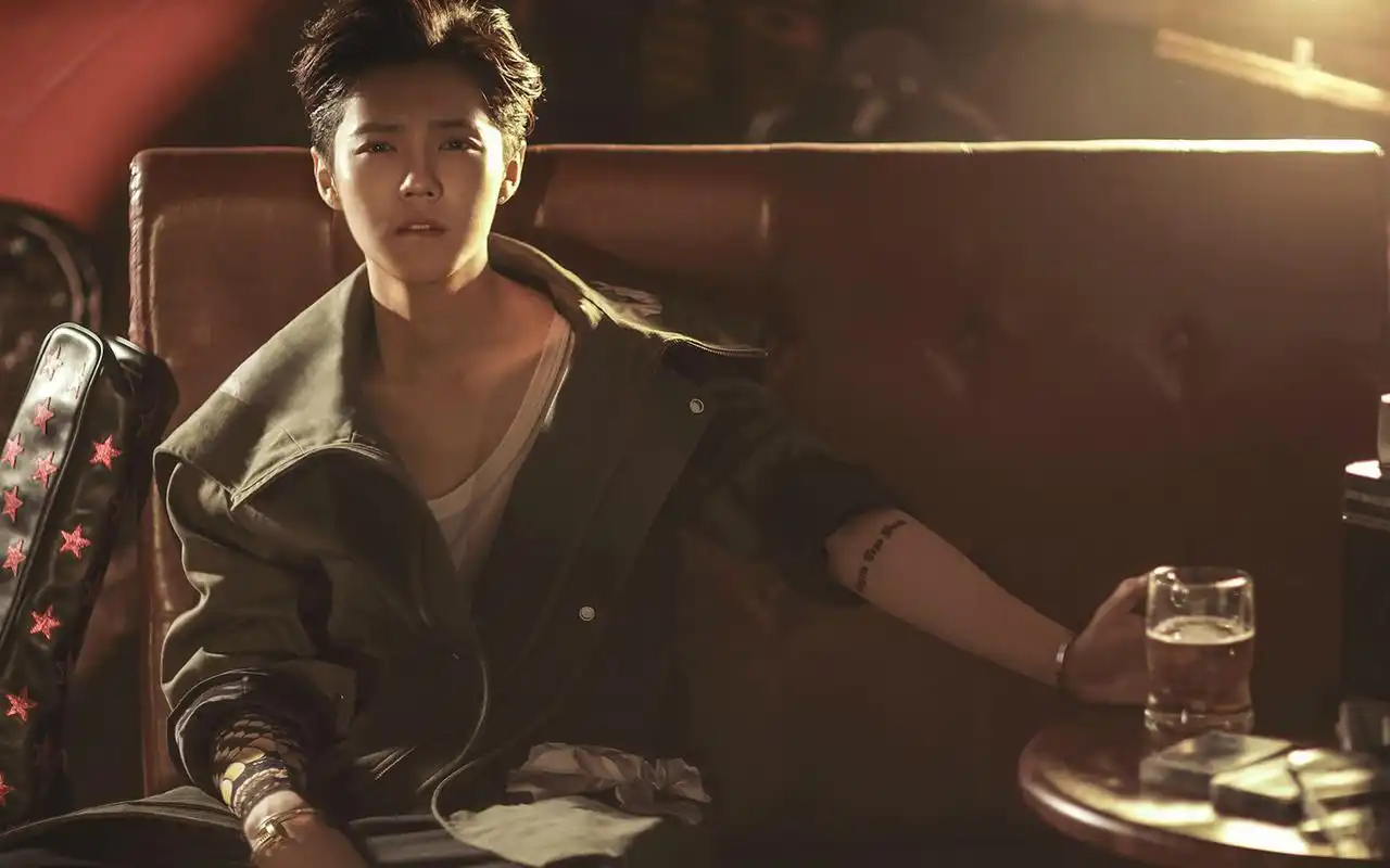 鹿晗时装男士质感时尚大片桌面壁纸高清大图预览1920x1200_大陆明星