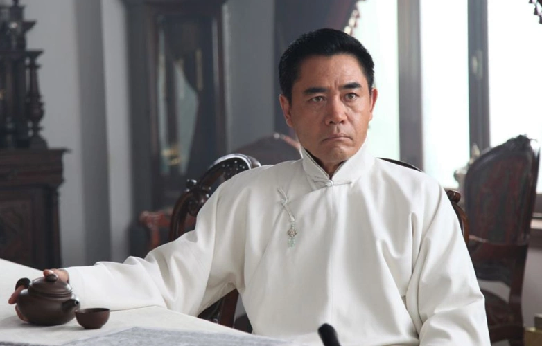 最喜欢的男演员陈宝国,最后一张是特地来搞笑的吗