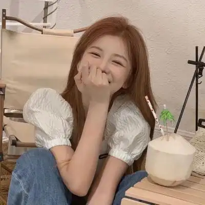 灵动可爱的俏皮真人女生头像高清