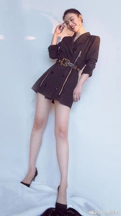 马思纯美腿写真合集双腿又直又长妥妥的腿精一枚