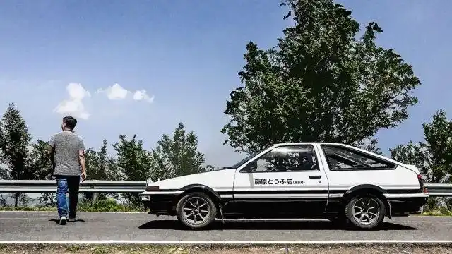 【车映像】一路向北丨丰田 ae86
