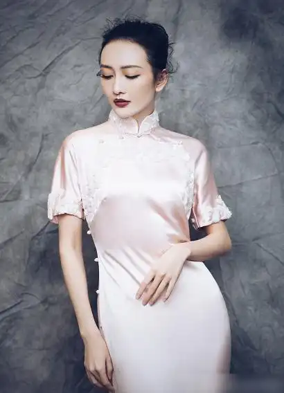 当女明星穿旗袍时王鸥关晓彤还好看到迪丽热巴陷入爱情