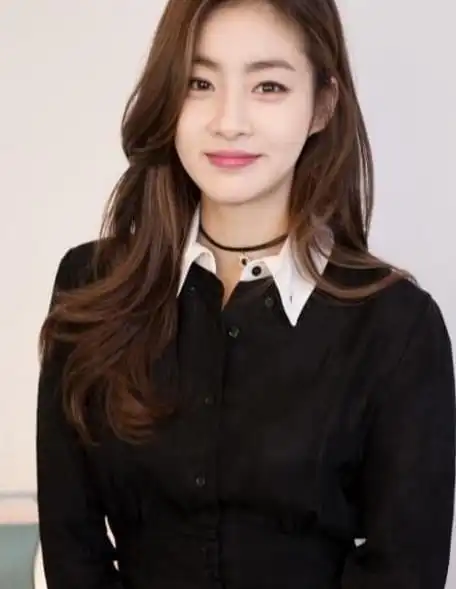 她是玄彬前女友,与利特称为"酒窝夫妇",今嫁圈外男友幸福甜蜜