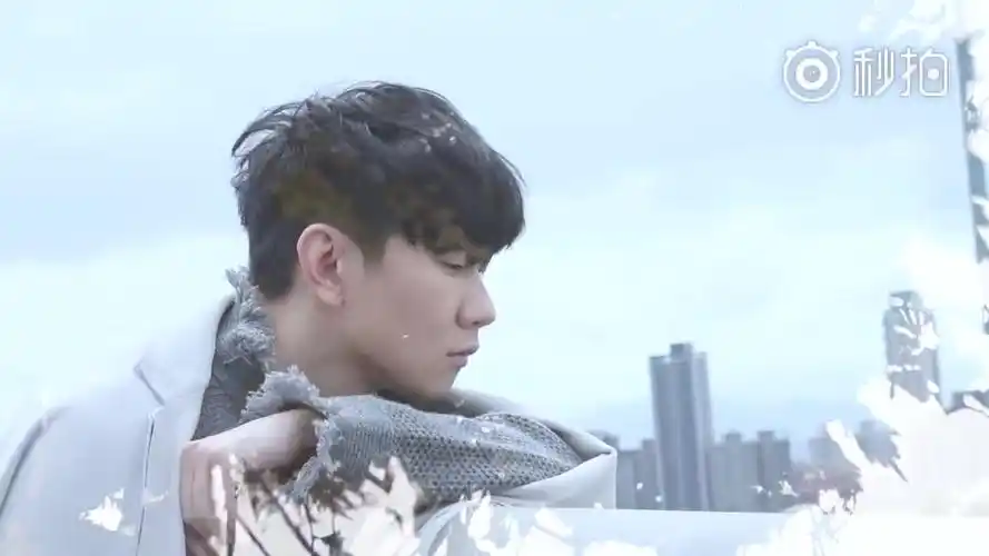 林俊杰新专辑伟大的渺小封面拍摄花絮