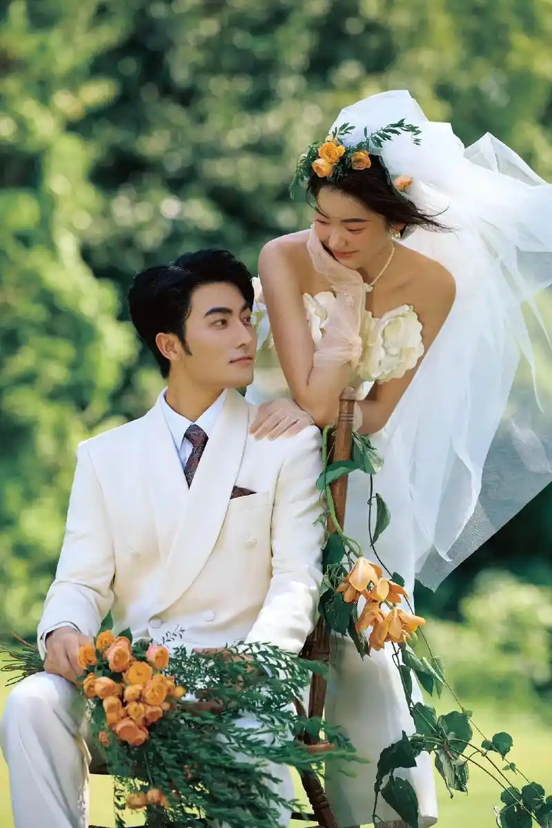 拍婚纱照选哪家呀