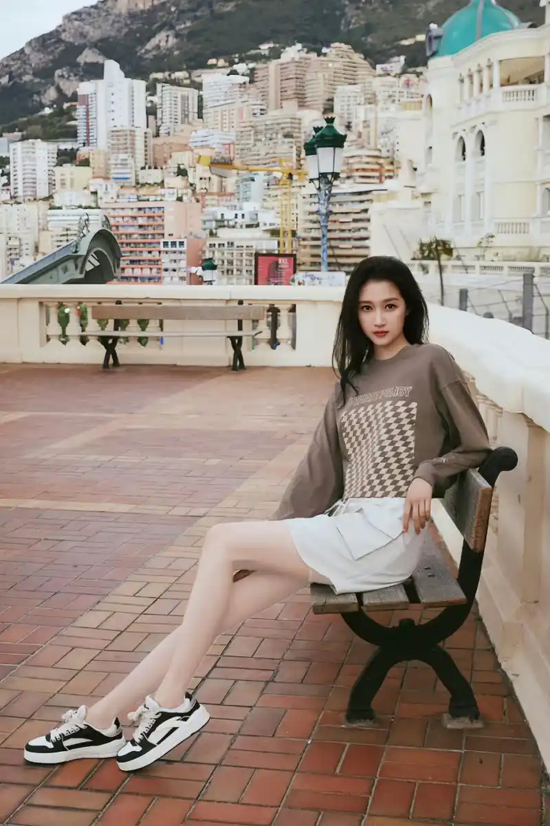 关晓彤大白腿 #关晓彤