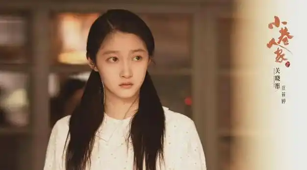 关晓彤出道23年归来才27岁,被郑恺说是从小看到大的老艺术家