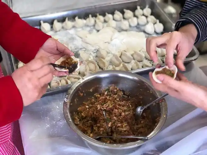 【温暖子华】冬至的正确打开方式:一起包饺子,吃饺子啦!