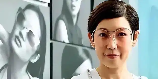 宋丹丹承认出轨坦率直言是因为寂寞而她承认劈腿陈小春