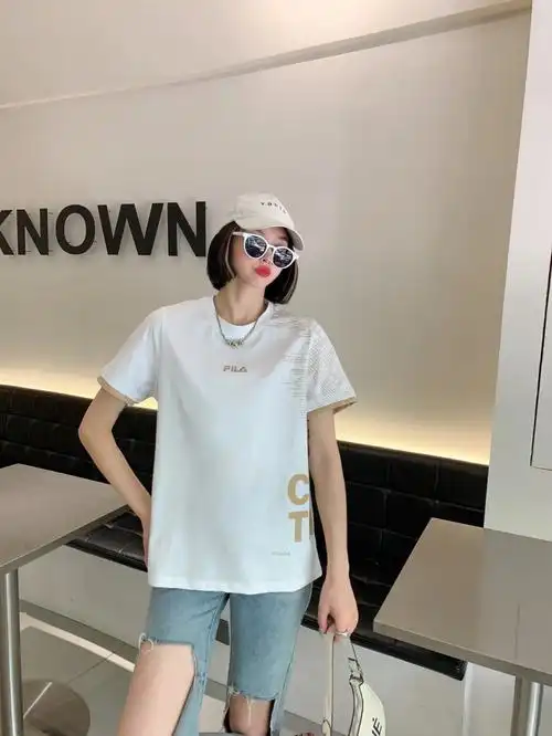 【fila fusion 斐乐潮牌女子短袖t恤2022夏季休闲运动基础短t女】采用