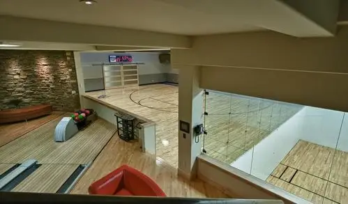 室内篮球场设计效果装修效果图