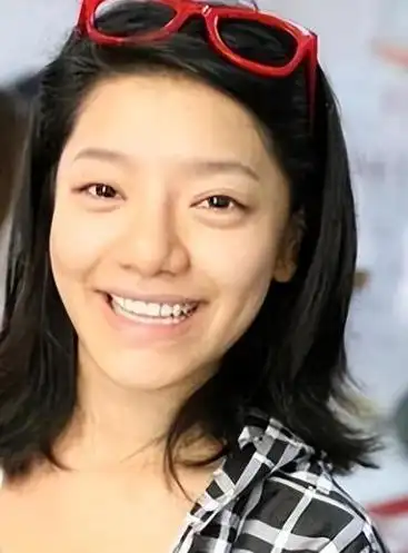 超女冠军江映蓉:因整容走样面目全非,现全身只剩眼睛