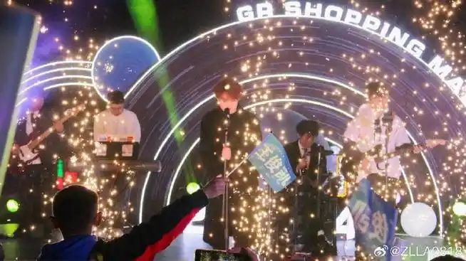 超话#权志龙0818生日快乐#  【权志龙2024贵阳金源世纪线下大屏应援】