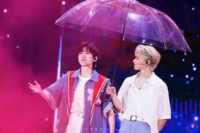 宋亚轩觉得刘耀文是艺术大师