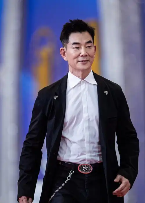 2023年最好听的十首最火歌曲 100首好听的歌单-大连号