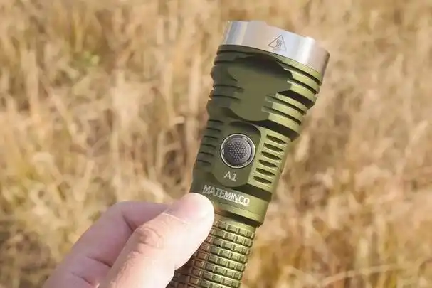 千米射程,握感舒适!迈特明酷a1远射强光手电体验