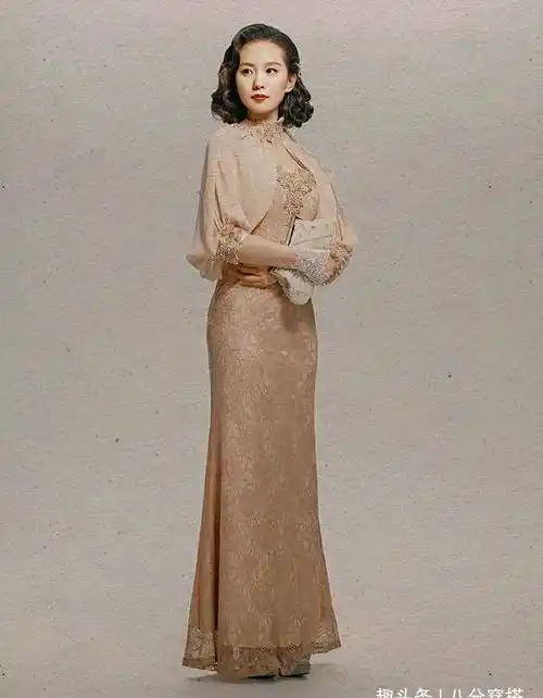 原创刘诗诗真会穿穿上一件旗袍搭配上复古短发造型意外高级优雅