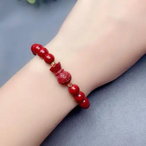 红朱砂手链作用与功效 朱砂石的功效与作用-图片大观-奇异网