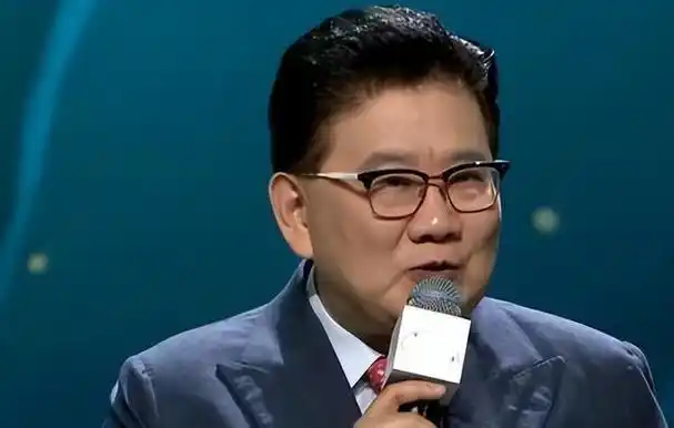 九转大肠受害者,"上海第一主持人",为你揭秘曹可凡的双面人生