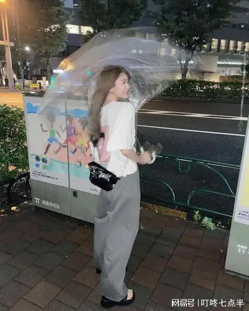 揭秘日本女星小岛南相泽南的迷人之处